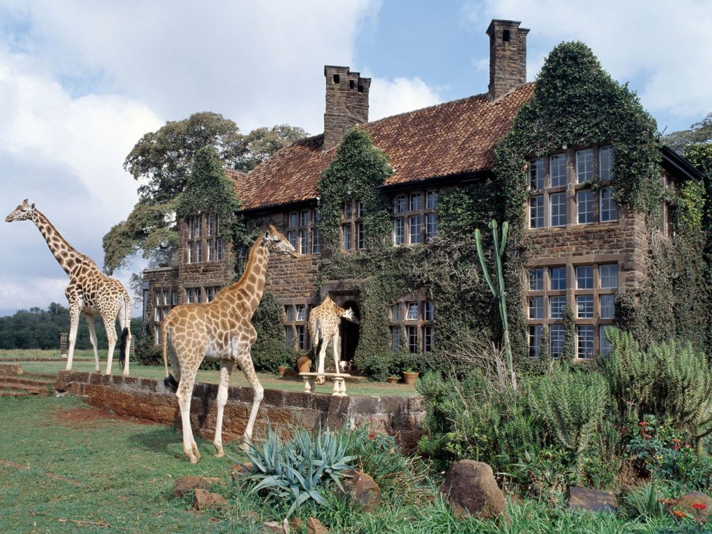giraffe-manor-nairobi-kenya