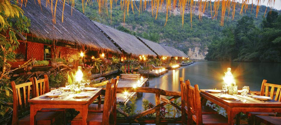 hôtel sur la rivière Kwai en Thaïlande