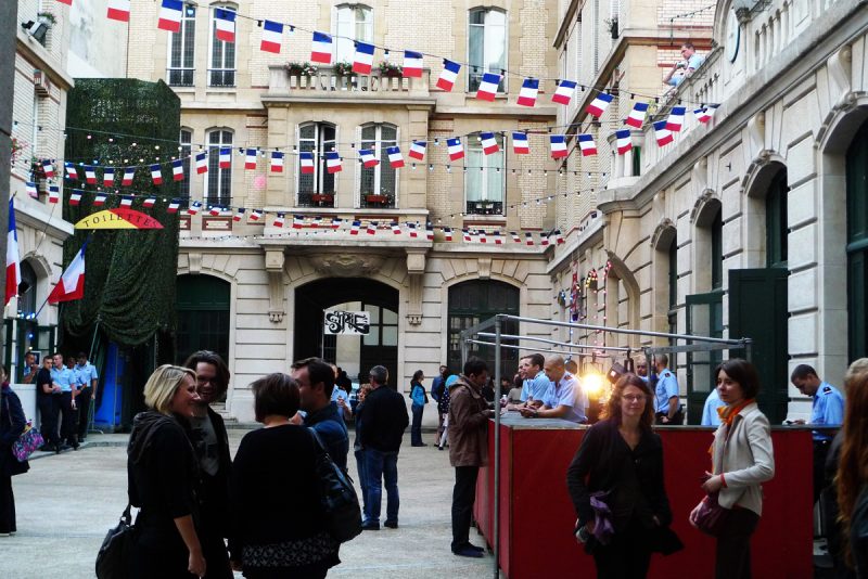 bal des pompiers caserne blanche