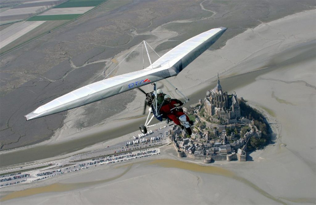 Vol en ULM au dessus du Mont Saint Michel