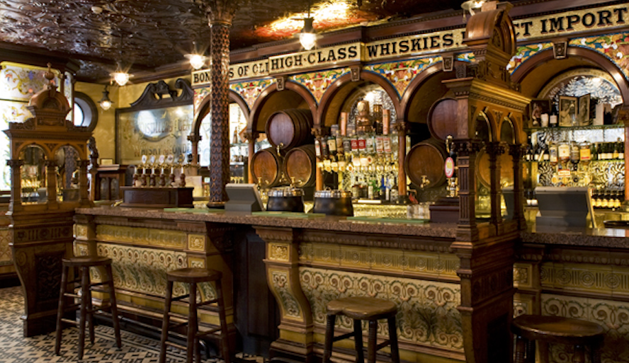 Crown Liquor Saloon - Pub iconique à Belfast