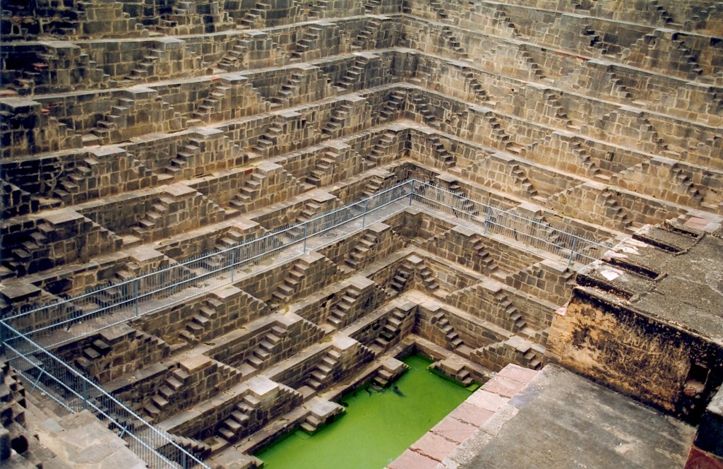 chand_baori_3