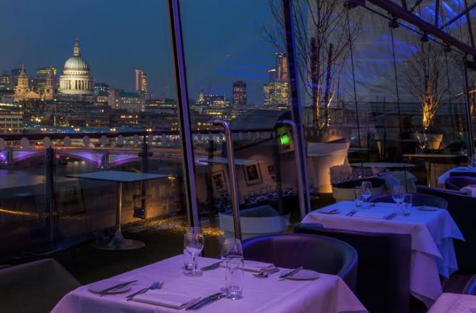 restaurant à Londres avec vue imprenable Oblix