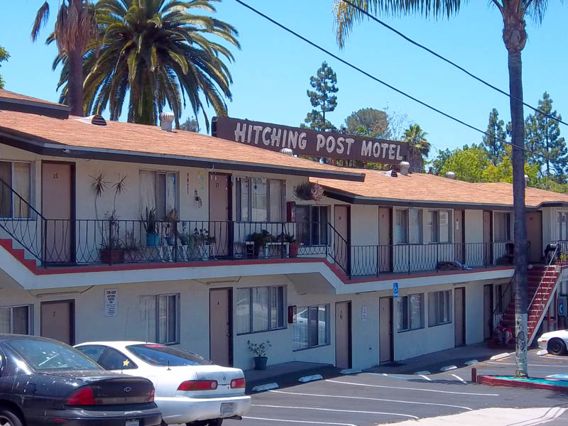 Hitching Post Motel