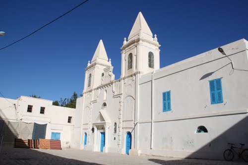 messe multilingue à Djerba