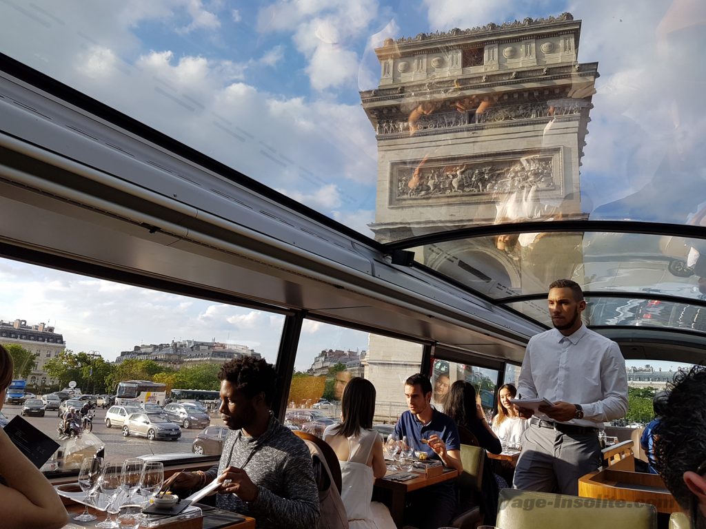 resto insolite paris dans un bus