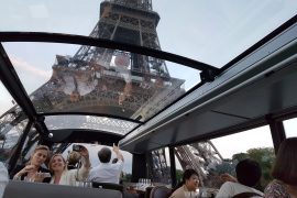 dîner dans Paris en bus