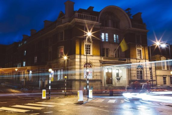 hotel prison Londres