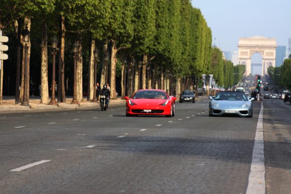 conduire une voiture de sport à Paris