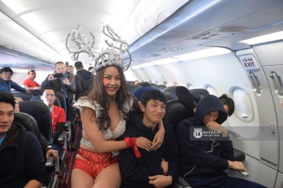 defile sexy vietjet