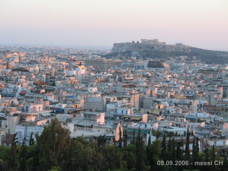 Panorama alternatif d'Athènes depuis la colline Streffi