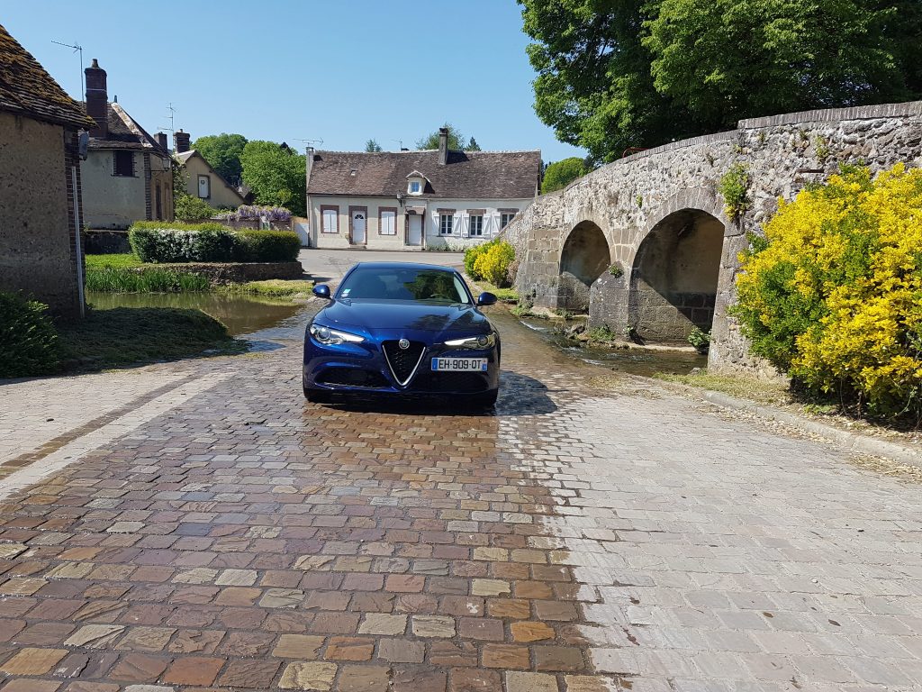 Alfa Romeo Giulia Super