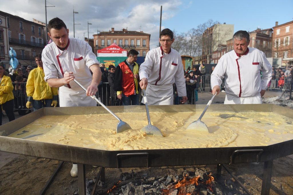 crepe géante carnval Albi