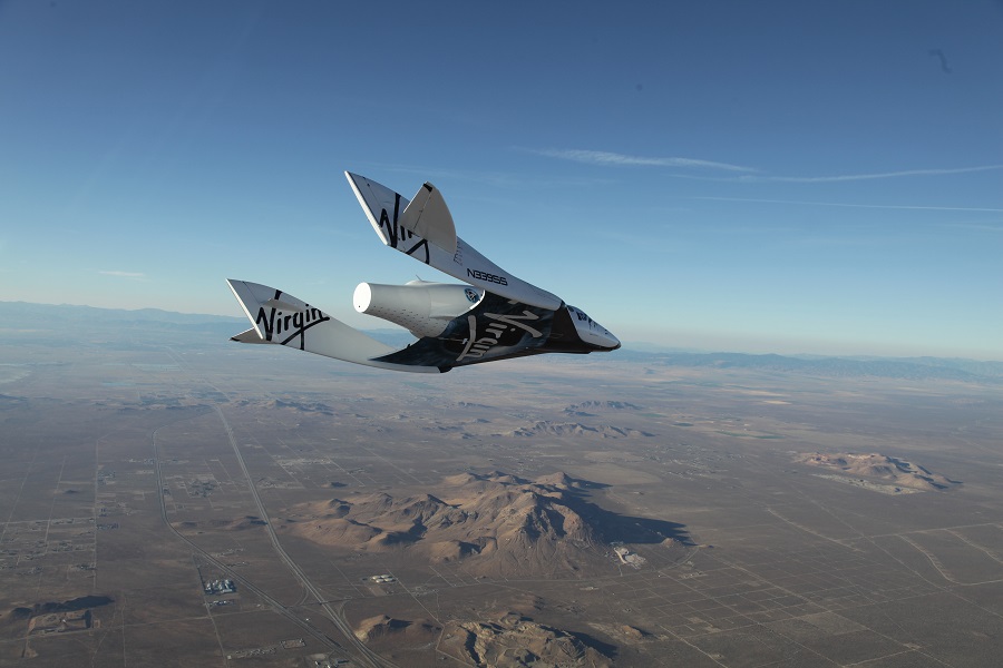 Vol du vaisseau SpaceShipTwo au-dessus du désert du Mojave (Photo : Virgin Galactic)