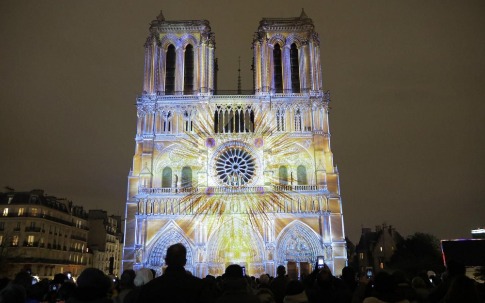 Notre-Dame de Paris illumination