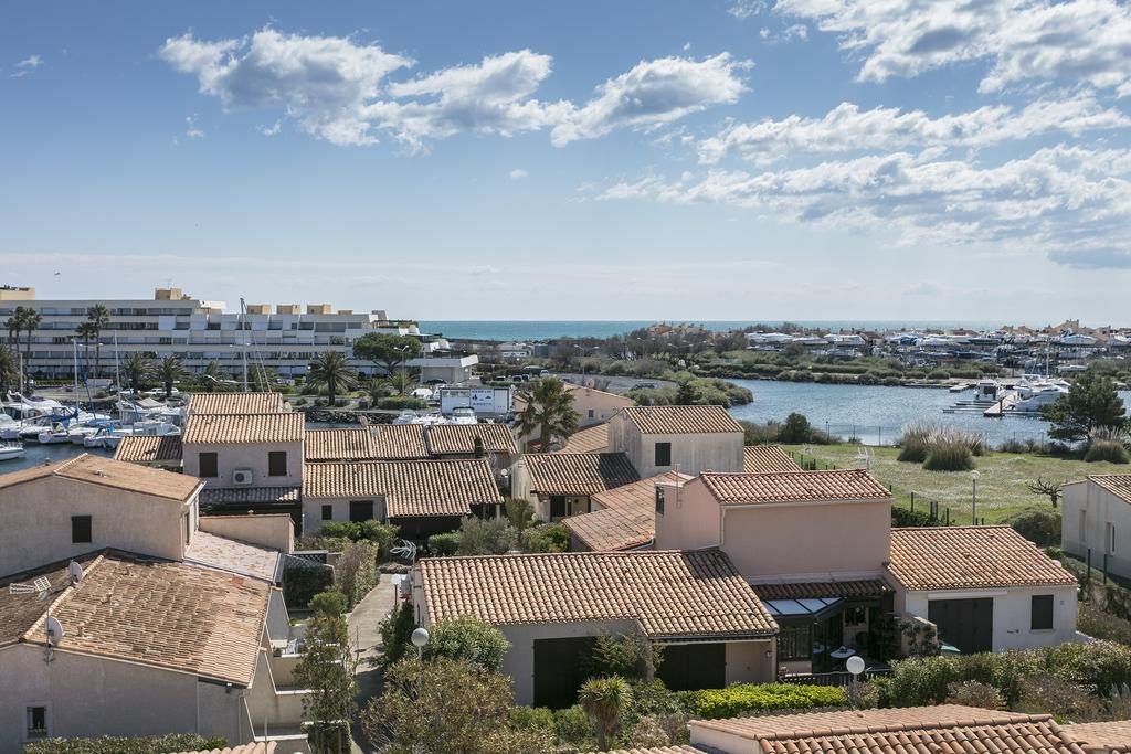 La vue imprenable sur le village naturiste du cap d'Age