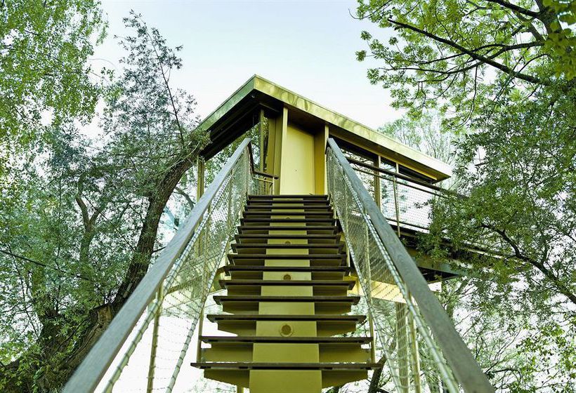 Hotel Diamant de Verre situé en hauteur  