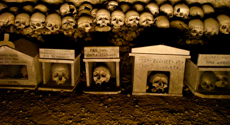 cimetière des fontanelle naples