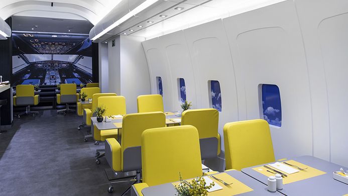 L'intérieur atypique du restaurant A320