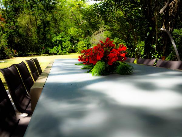 Table d'hôte jardin d'Anichi dans les hauteurs de Guadeloupe