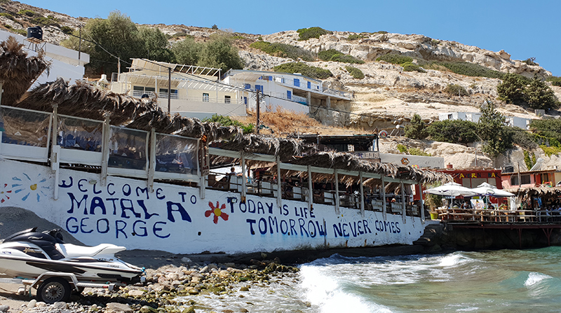 plage de Matala en Crète