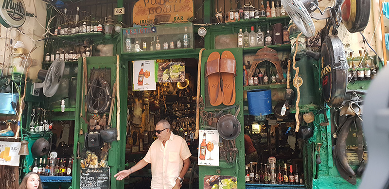 bar insolite en Crète