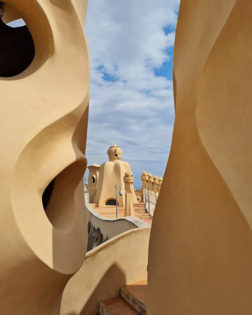 pedrera gaudi barcelone