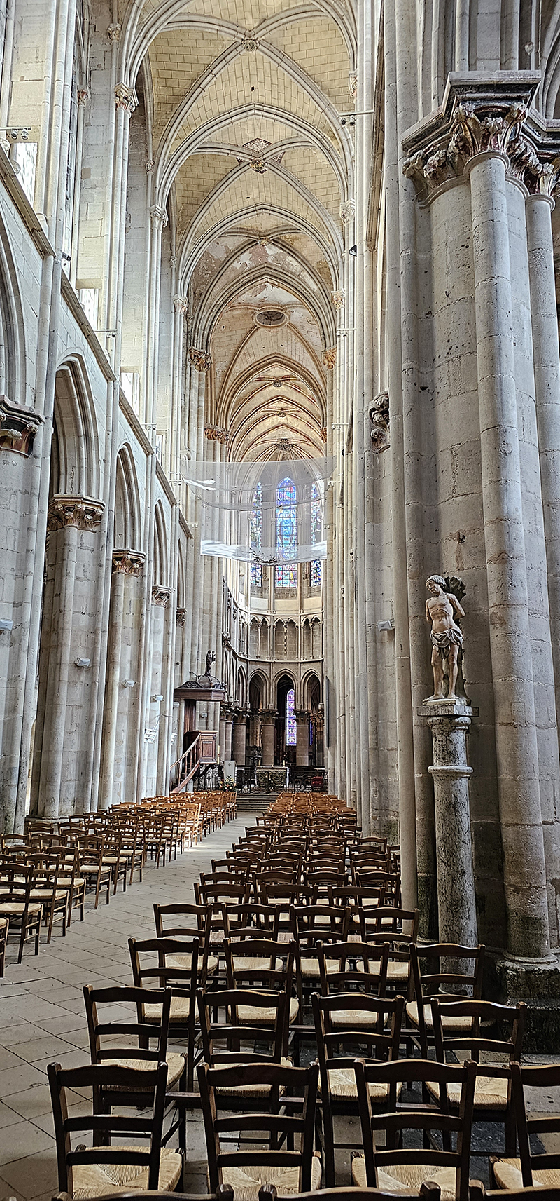 semur en auxois en van