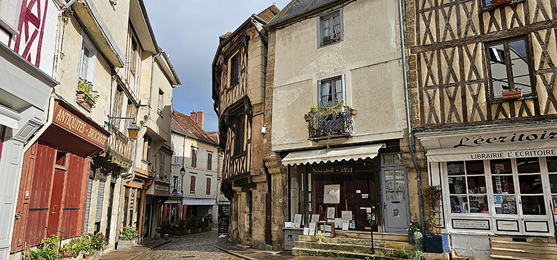 semur en auxois en van