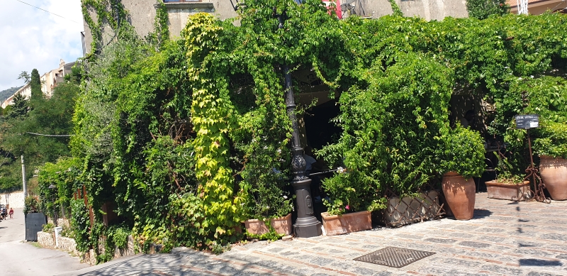 bar vitelli savoca sicile le parrain