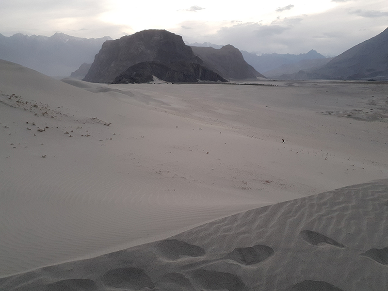 désert kaptana shigar pakistan