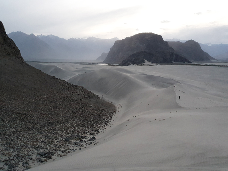 désert kaptana shigar pakistan