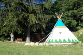 nuit insolite tipi indience provence