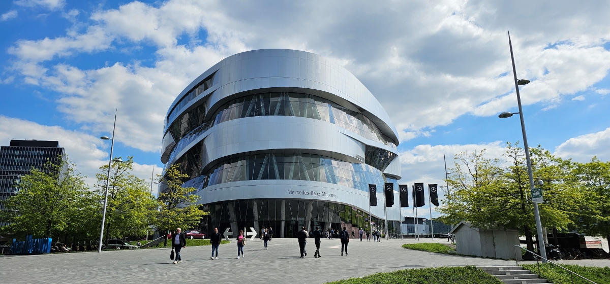 musee mercredes stuttgart