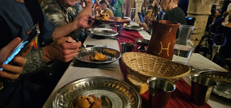repas médiéval provins