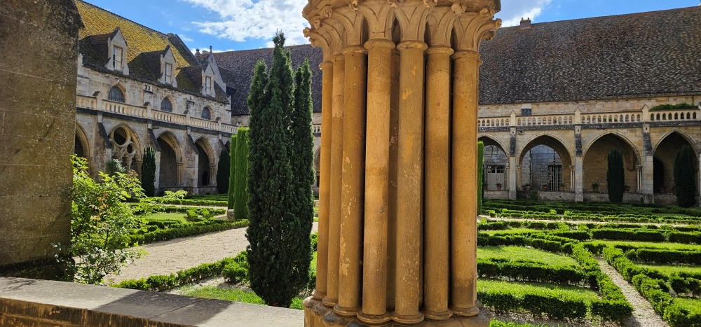 cloitre abbaye royaumont