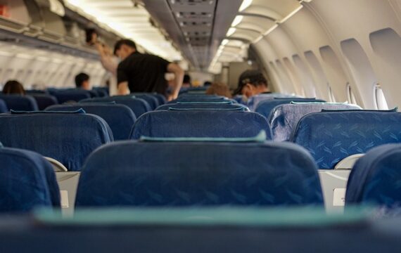 jambes lourdes avion