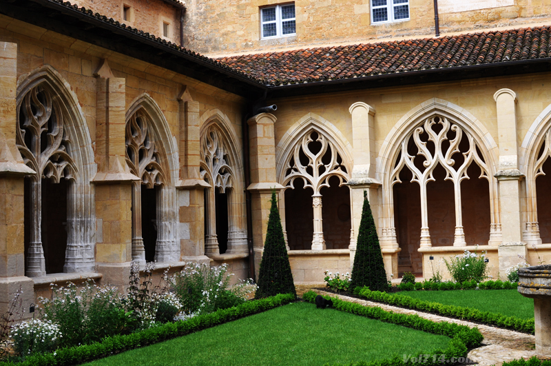 abbaye cadouin