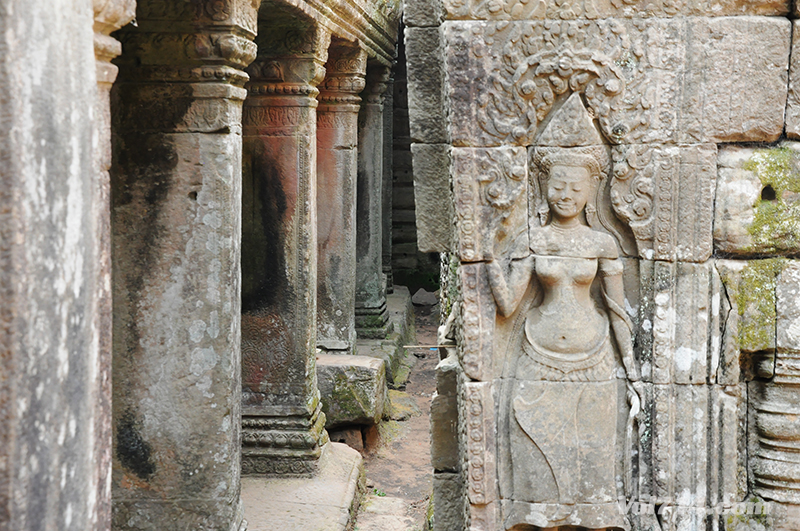 angkor temple bayon
