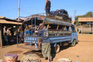 backpackers laos