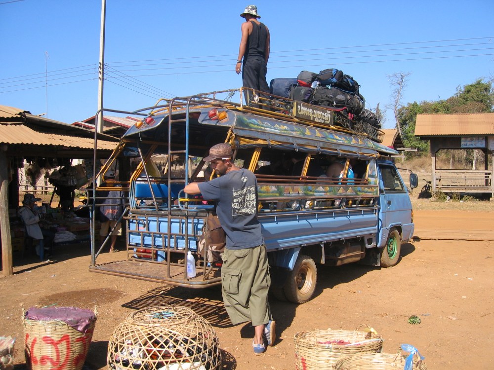 backpackers laos