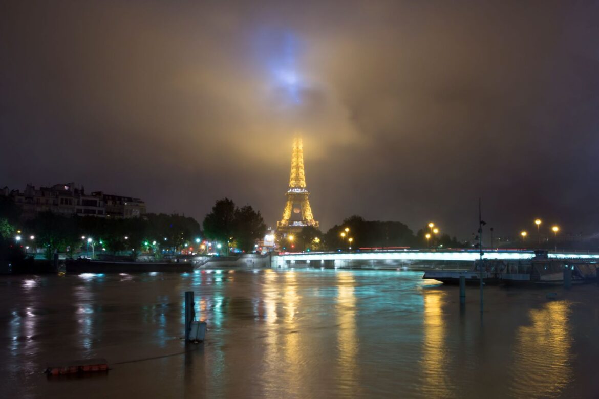 crue paris seine