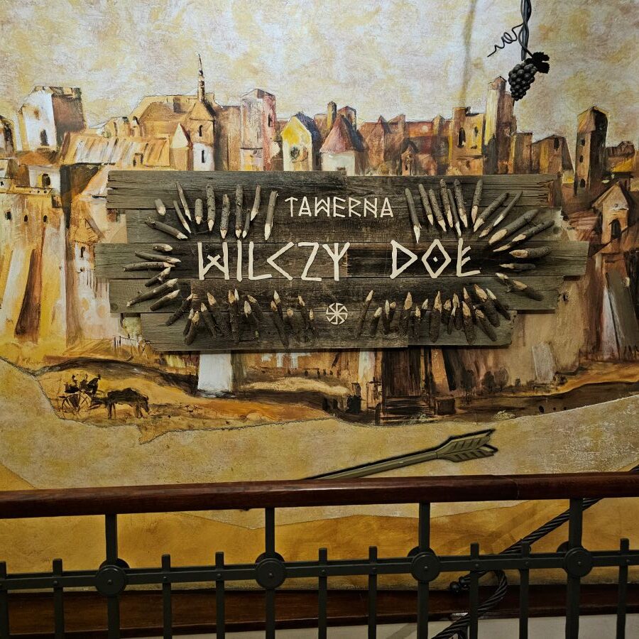 cracovie restaurant insolite moyen age Wilczy Dol