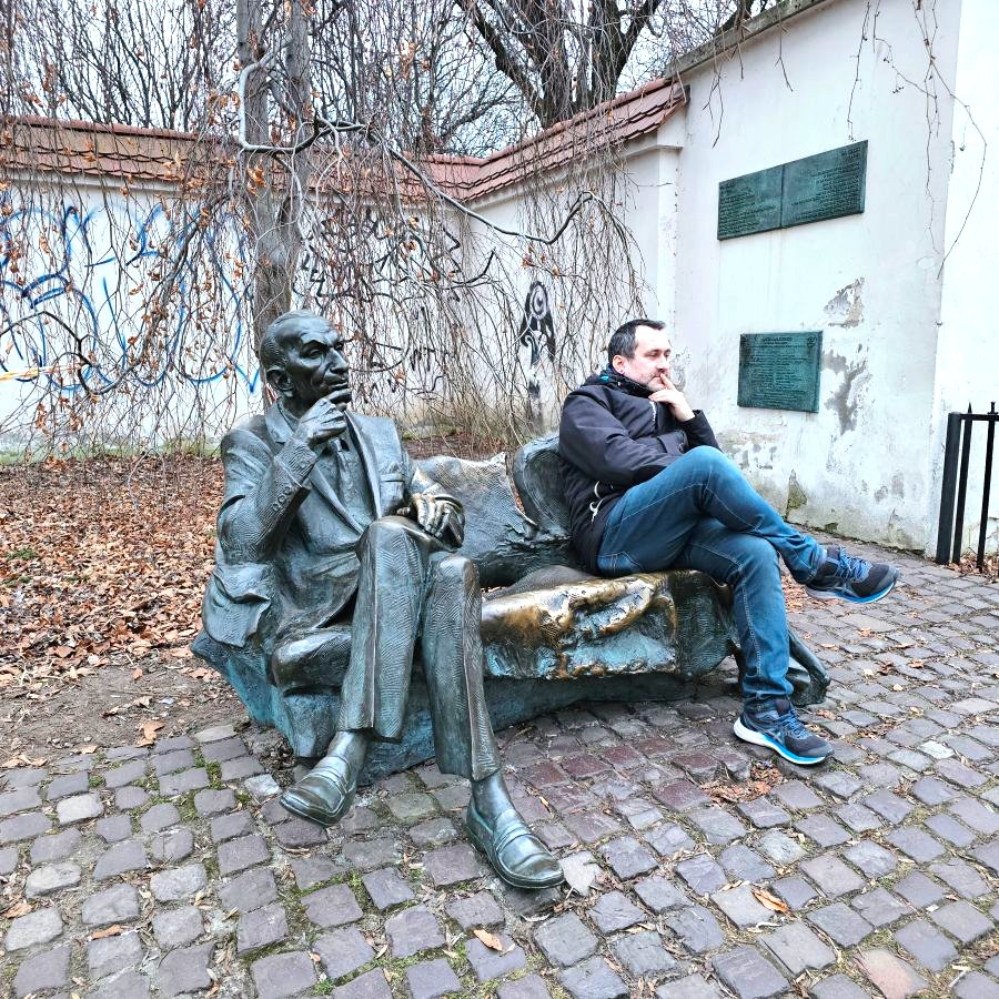 statue jan karski cracovie