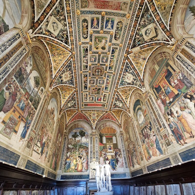 Libreria Piccolomini duomo sienne (2)