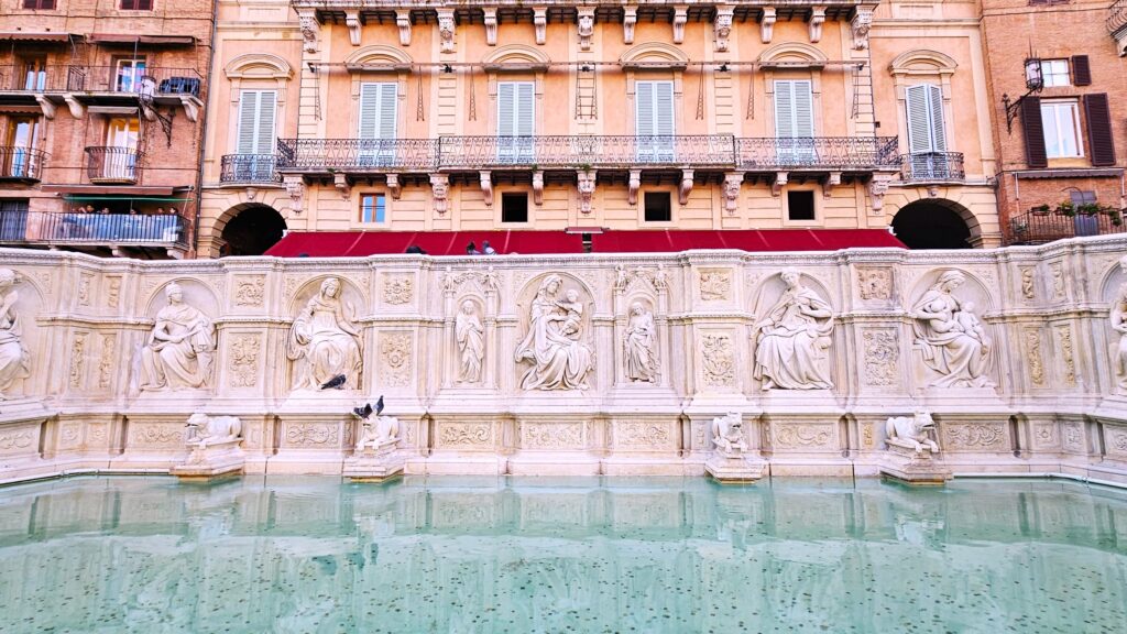 la Fonte Gaia à Sienne