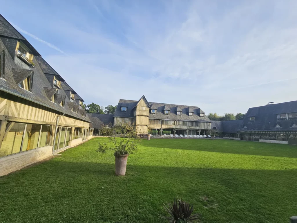 manoirs tourgeville normandie